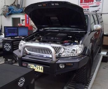 HiluxTurboDiesel.jpg